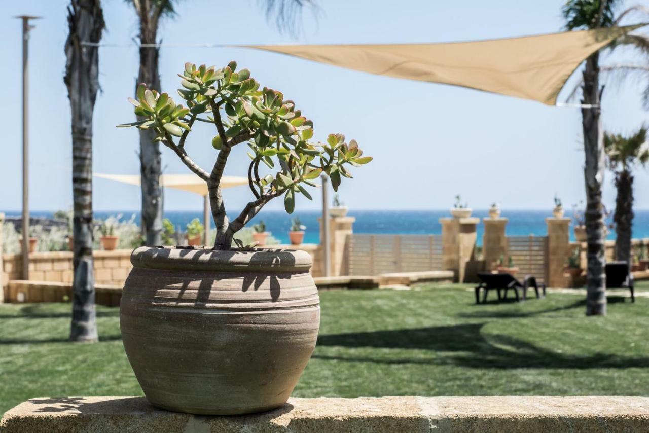 Arabel Villas Reitani Exterior photo